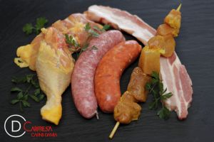 PACK 34€ (5 u. de cuixeta, 5u. contra-cuixa, 10 u. de botifarra, 10 u. xoriç, 10 u.ventresca i 10 u. pinxo)