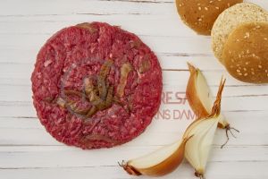 HAMBURGUESA 100% VEDELLA AMB CEBA -Bistek ( no conté gluten )  -Disponible  Sarrià de Ter-