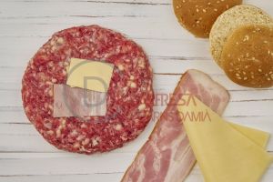 HAMBURGUESA DE BACON AMB FORMATGE ( No conté gluten )